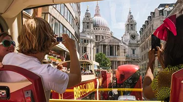 London bus tour with landmark